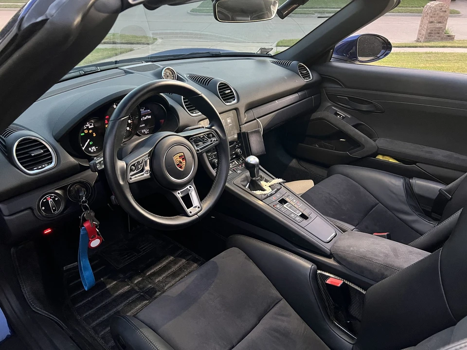 2021 Porsche 718 Boxster Spyder - Image 18 of 25