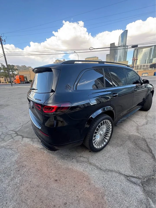 2021 Maybach - Image 4 of 8