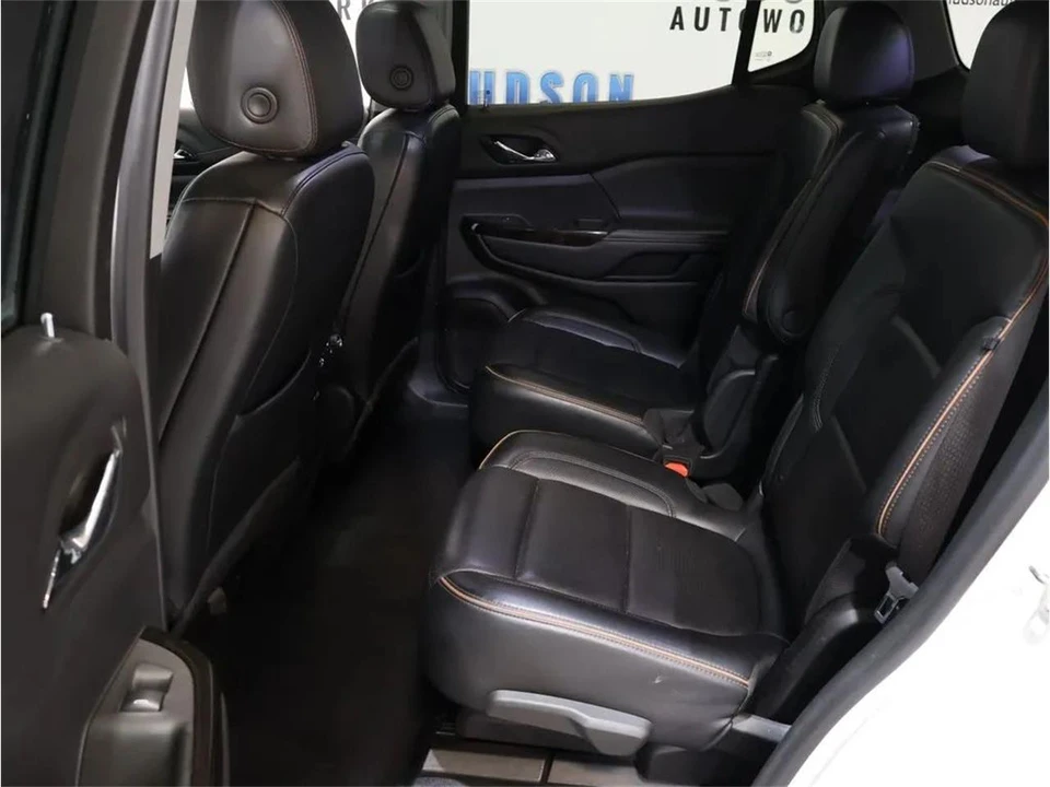 2021 GMC Acadia - Image 27 of 31