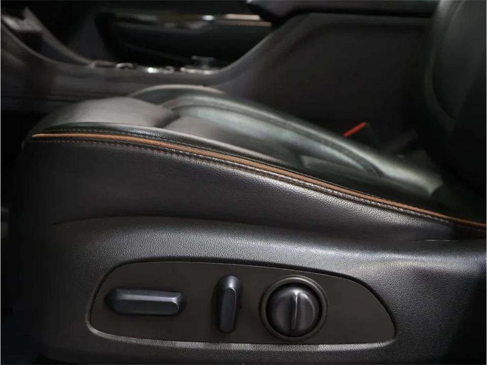 2021 GMC Acadia - Image 15 of 31