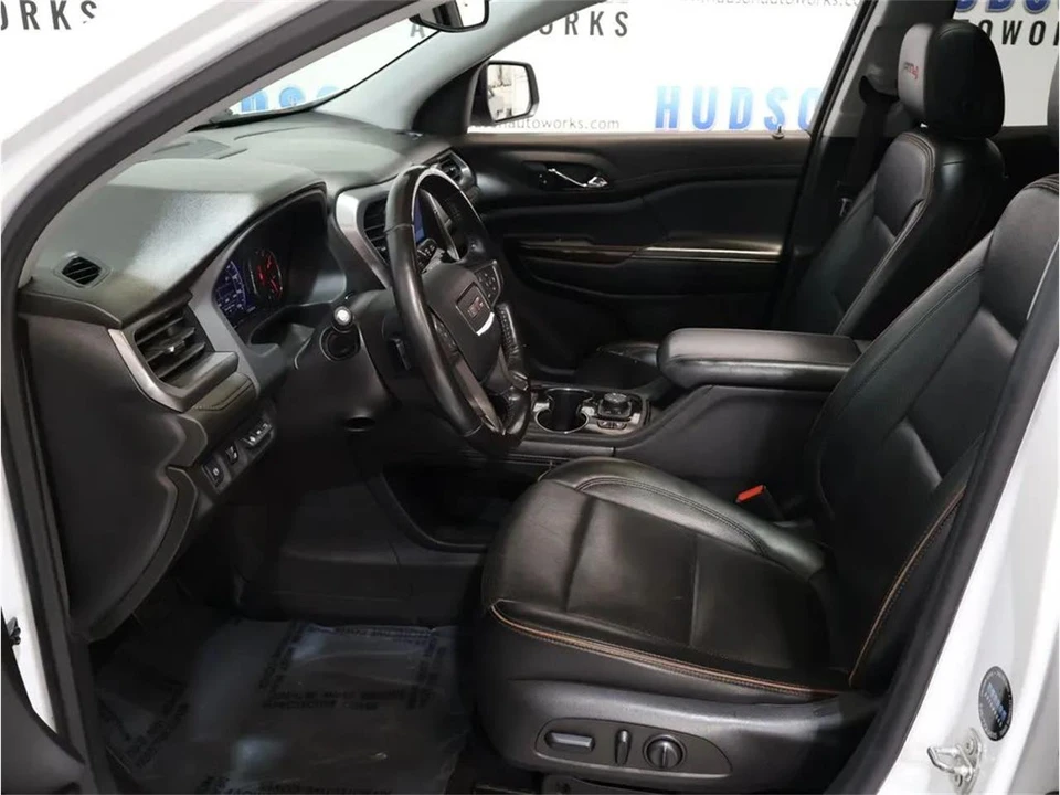 2021 GMC Acadia - Image 14 of 31