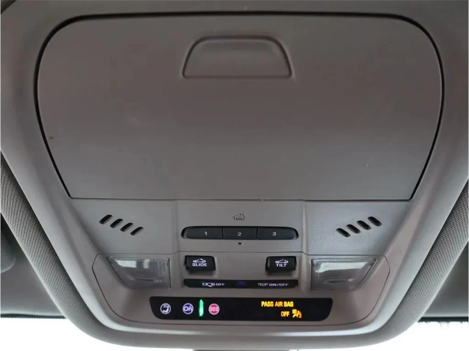 2021 GMC Acadia - Image 24 of 31