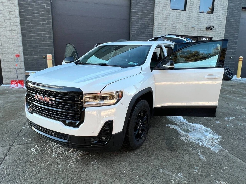 2021 GMC Acadia - Image 14 of 21