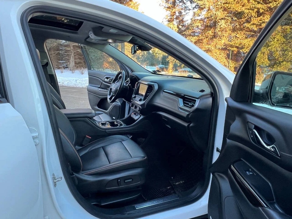 2021 GMC Acadia - Image 17 of 21