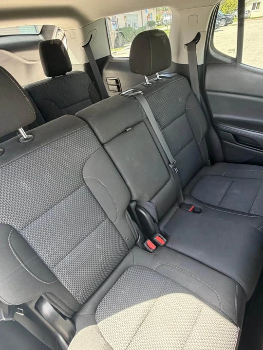 2021 GMC Acadia - Image 11 of 14