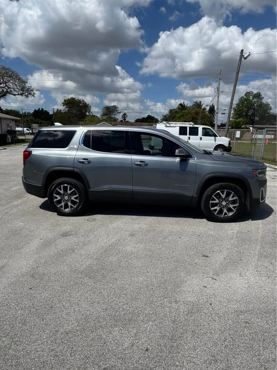 2021 GMC Acadia - Image 2 of 14