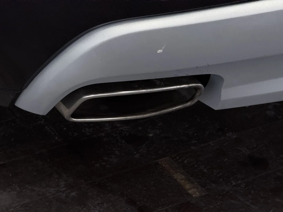 2021 GMC Acadia - Image 18 of 21