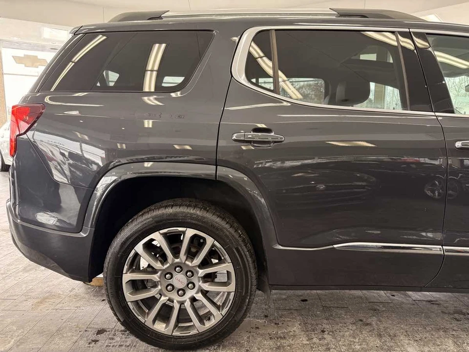 2021 GMC Acadia - Image 7 of 12