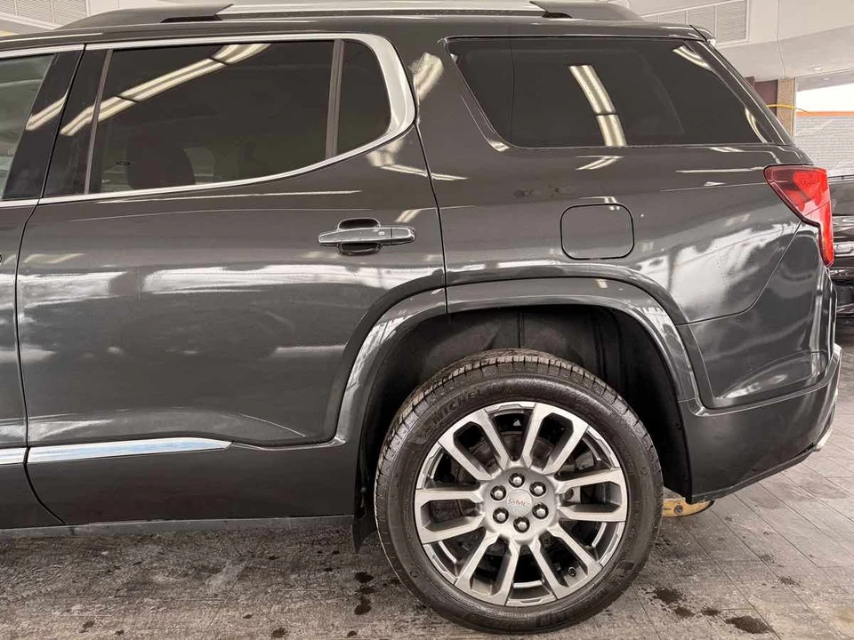2021 GMC Acadia - Image 19 of 21