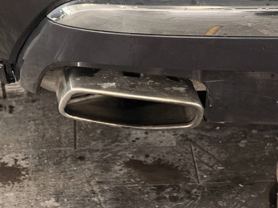 2021 GMC Acadia - Image 18 of 21