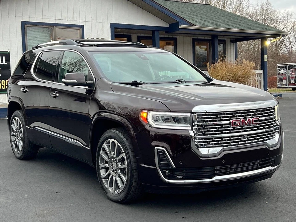 2021 GMC Acadia - Image 10 of 21