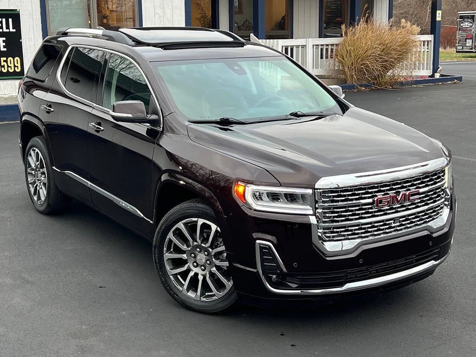 2021 GMC Acadia - Image 13 of 21