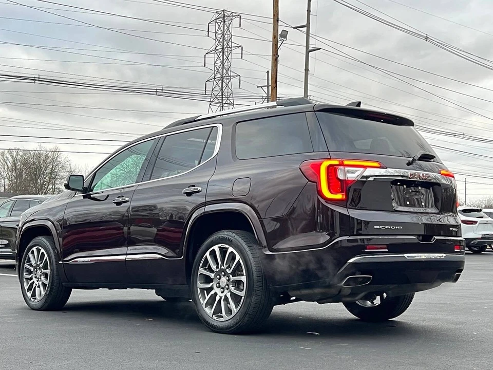 2021 GMC Acadia - Image 17 of 21