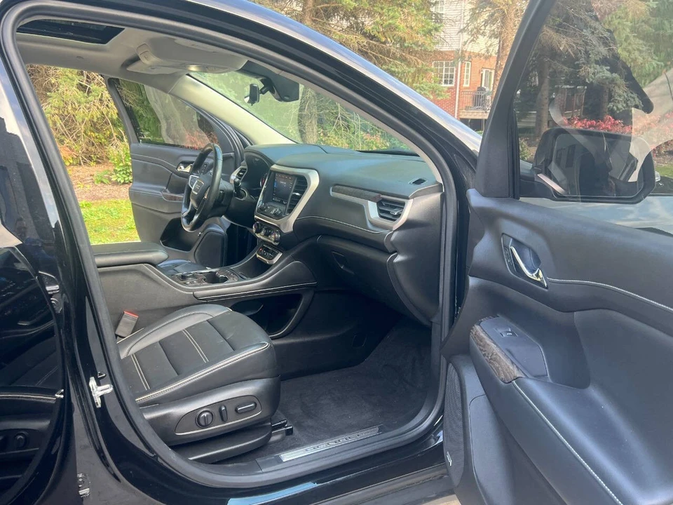 2021 GMC Acadia - Image 16 of 21