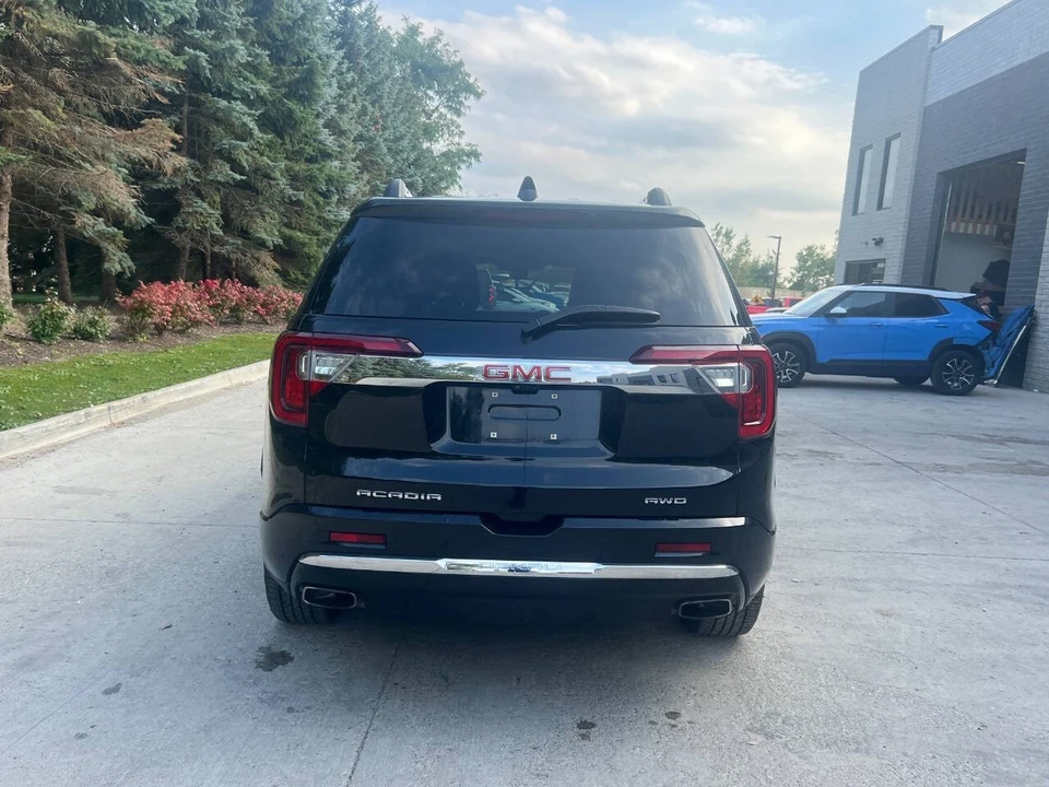 2021 GMC Acadia - Image 7 of 21