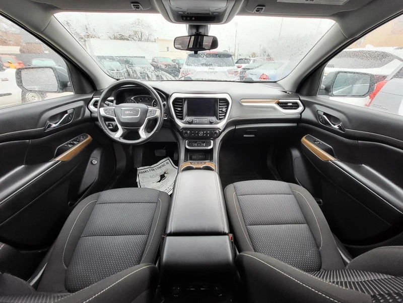2021 GMC Acadia - Image 11 of 16