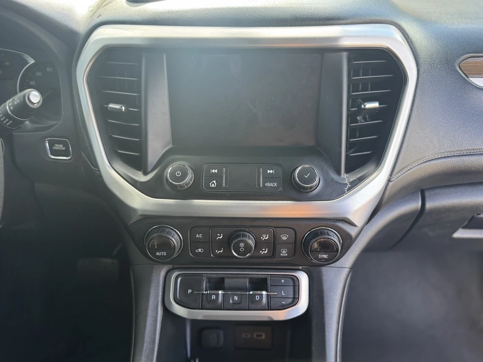 2021 GMC Acadia - Image 17 of 18