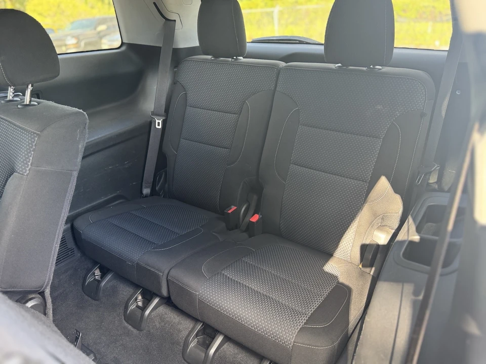 2021 GMC Acadia - Image 12 of 18