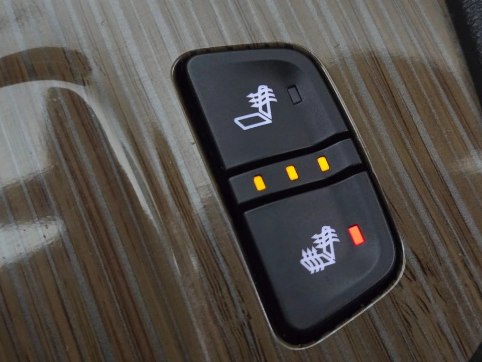 2021 GMC Acadia - Image 5 of 12