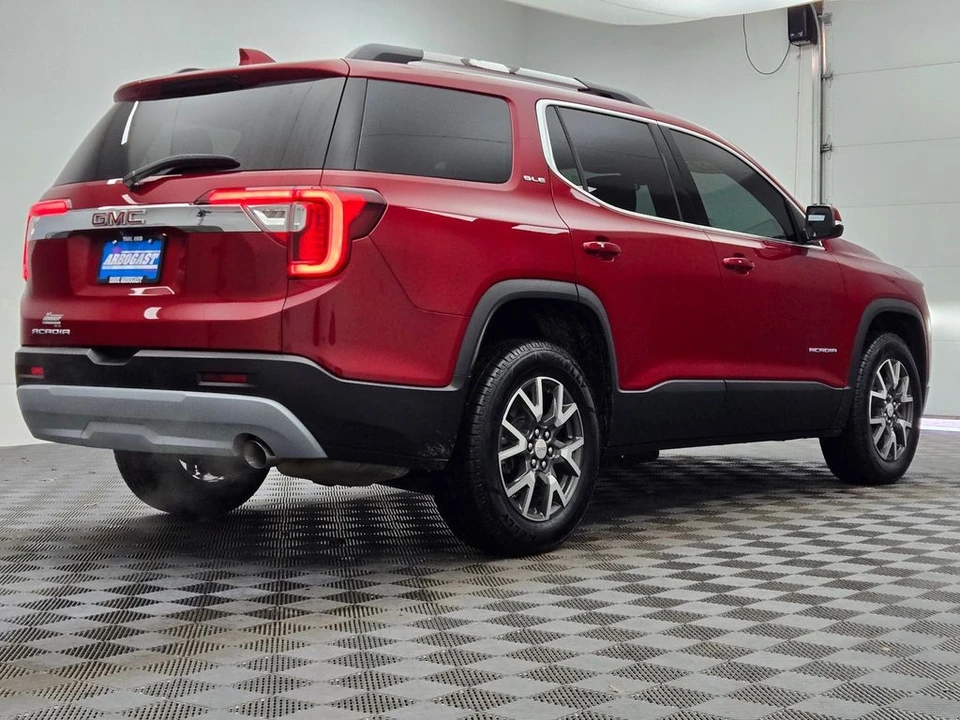 2021 GMC Acadia - Image 9 of 12