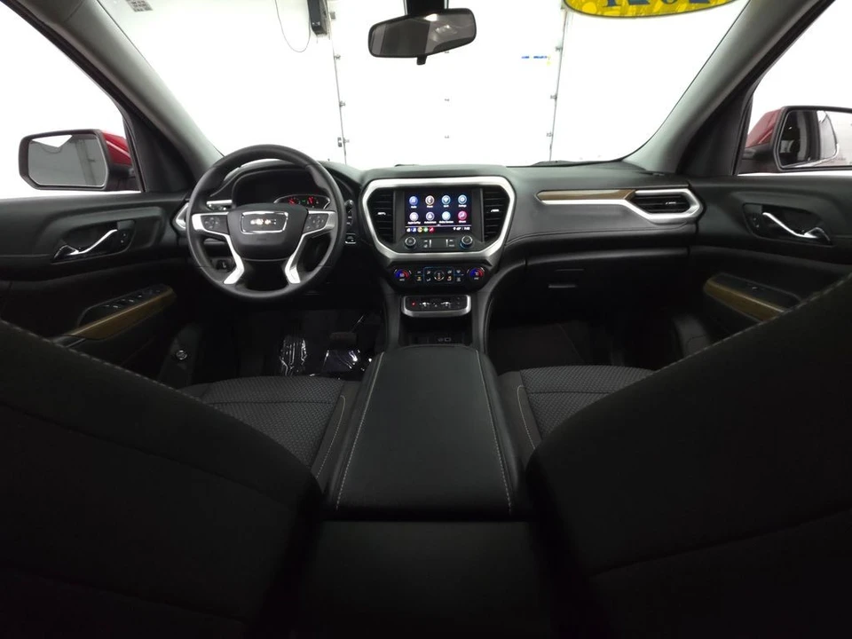 2021 GMC Acadia - Image 2 of 12