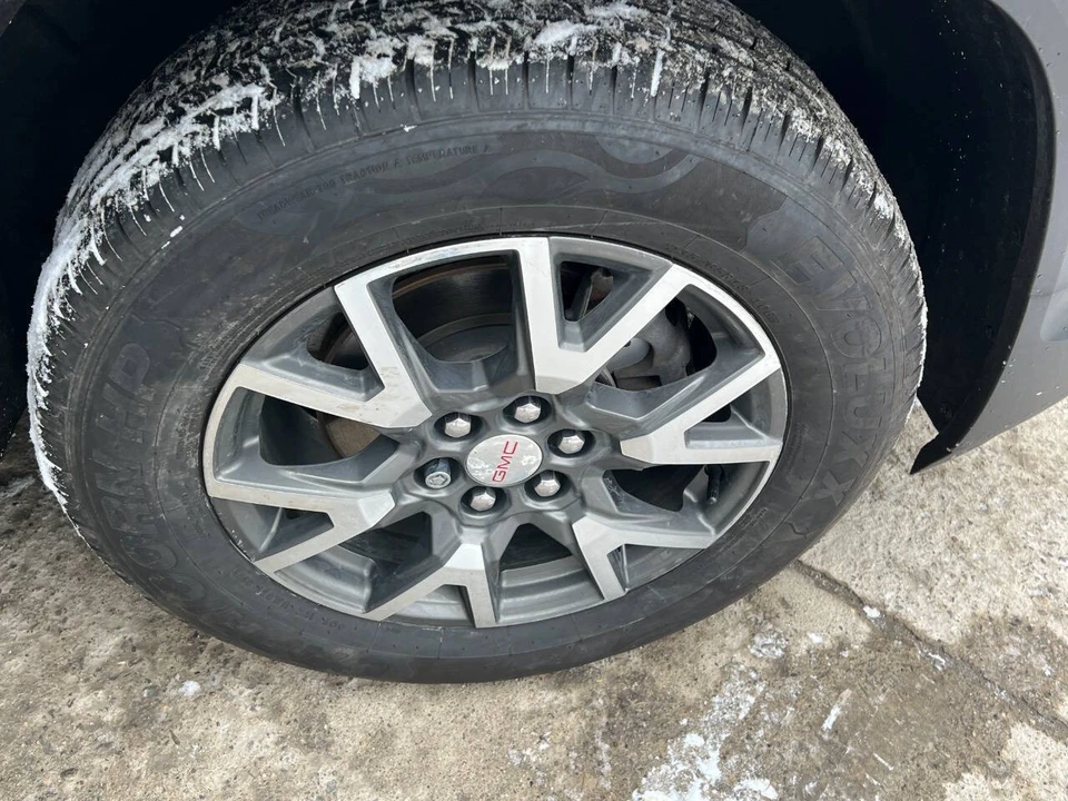 2021 GMC Acadia - Image 10 of 21
