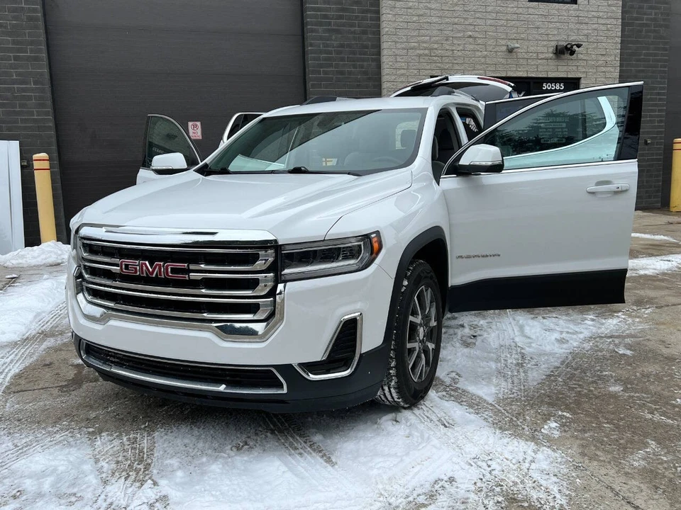 2021 GMC Acadia - Image 13 of 21