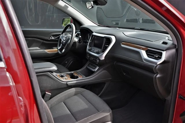 2021 GMC Acadia - Image 17 of 21