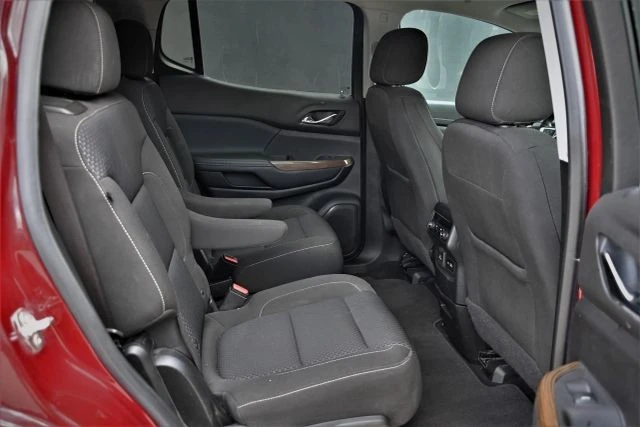2021 GMC Acadia - Image 19 of 21