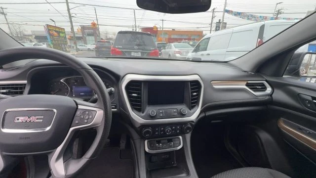 2021 GMC Acadia - Image 9 of 16