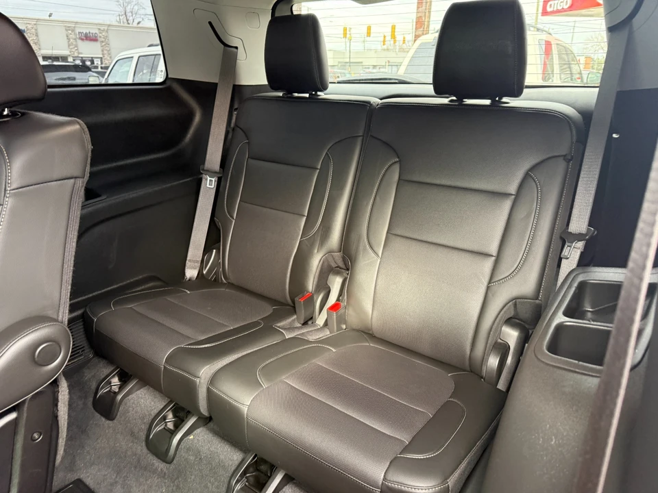2021 GMC Acadia - Image 18 of 20