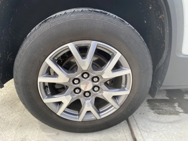 2021 GMC Acadia - Image 19 of 21