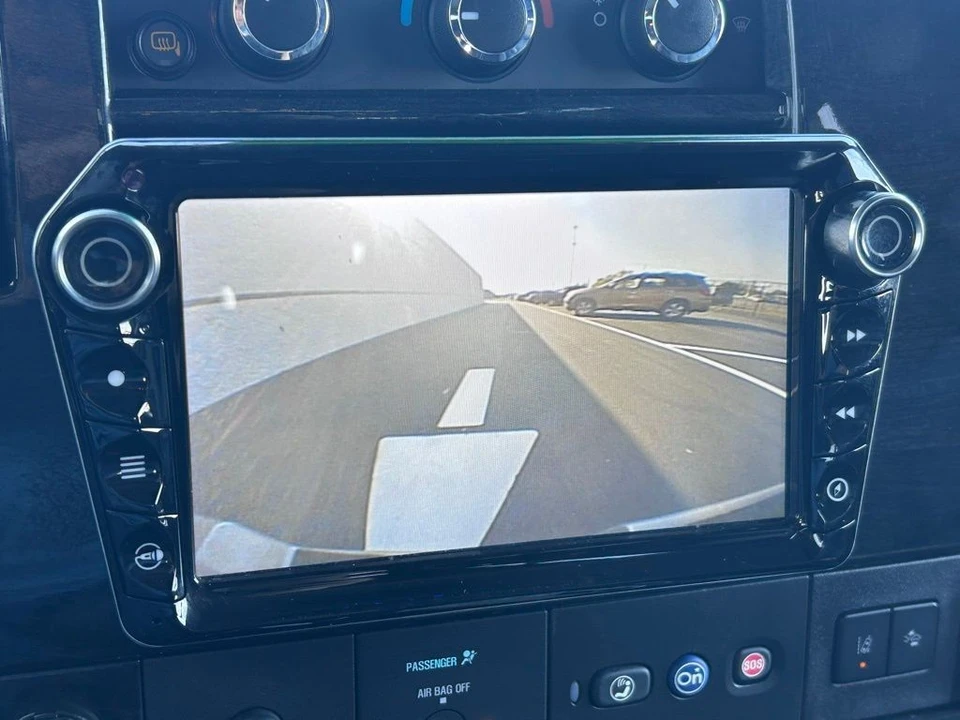 2021 GMC Savana - Image 9 of 21