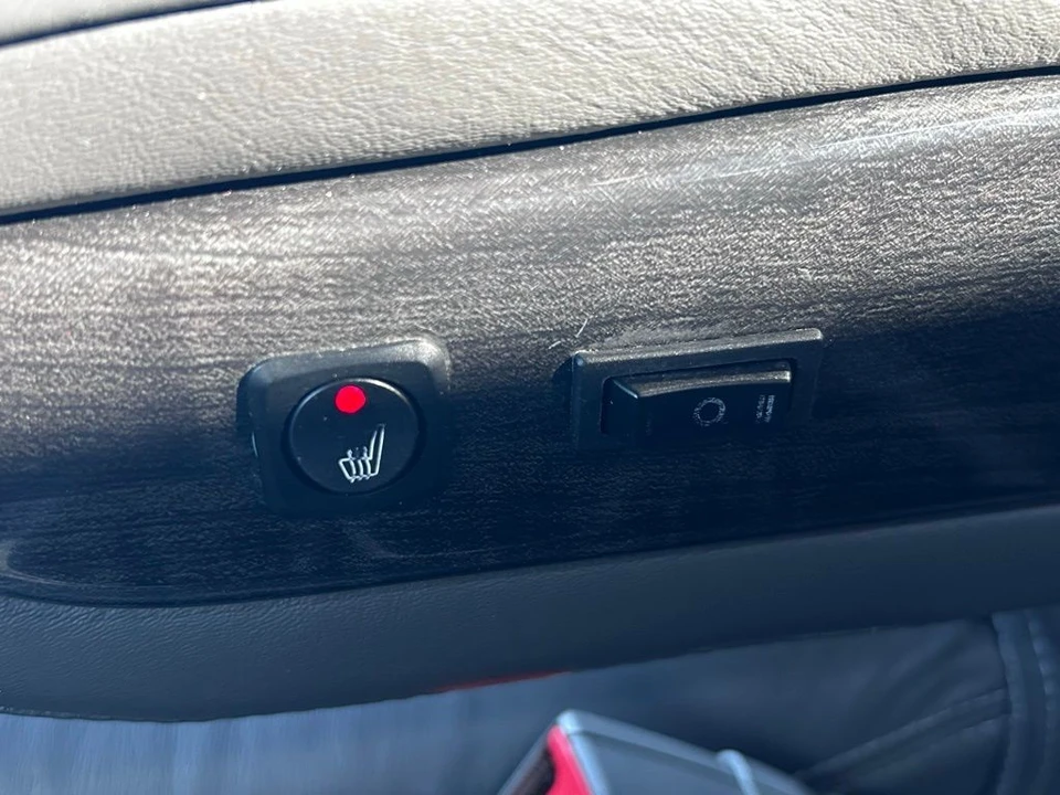 2021 GMC Savana - Image 11 of 21
