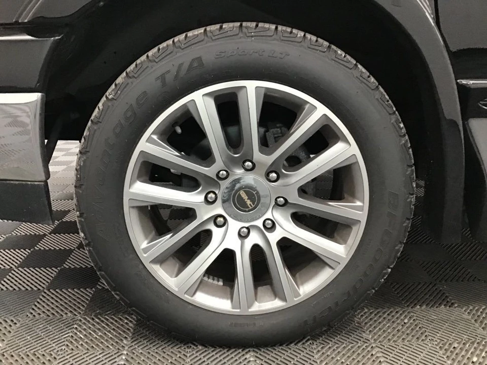 2021 GMC Savana - Image 15 of 21