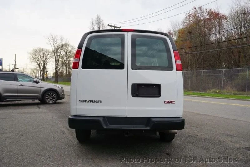 2021 GMC Savana - Image 6 of 12