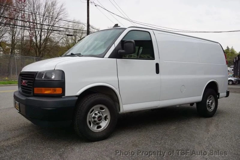 2021 GMC Savana - Image 3 of 12