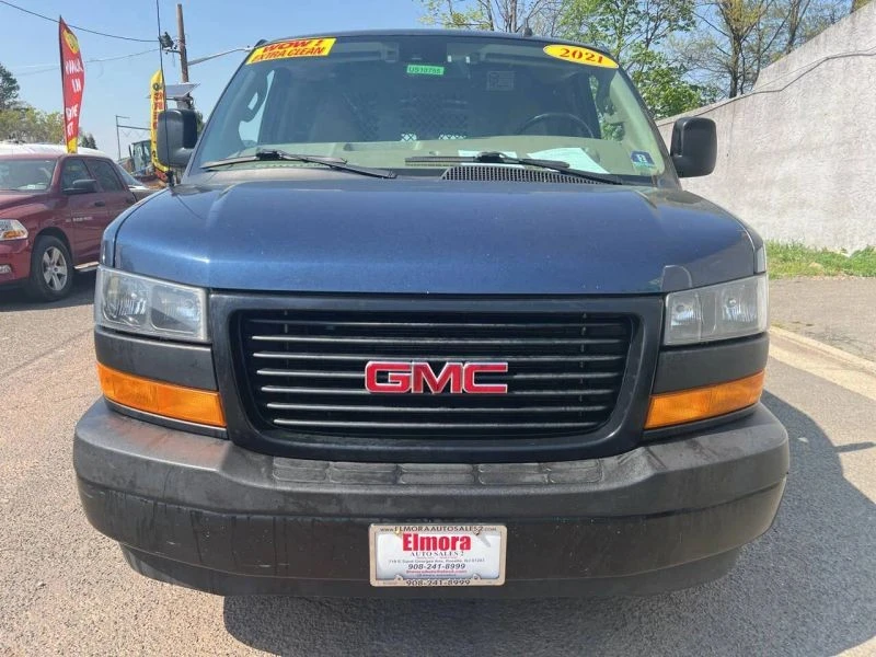 2021 GMC Savana - Image 2 of 12