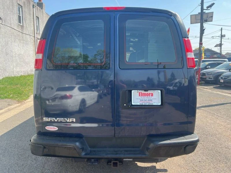 2021 GMC Savana - Image 5 of 12