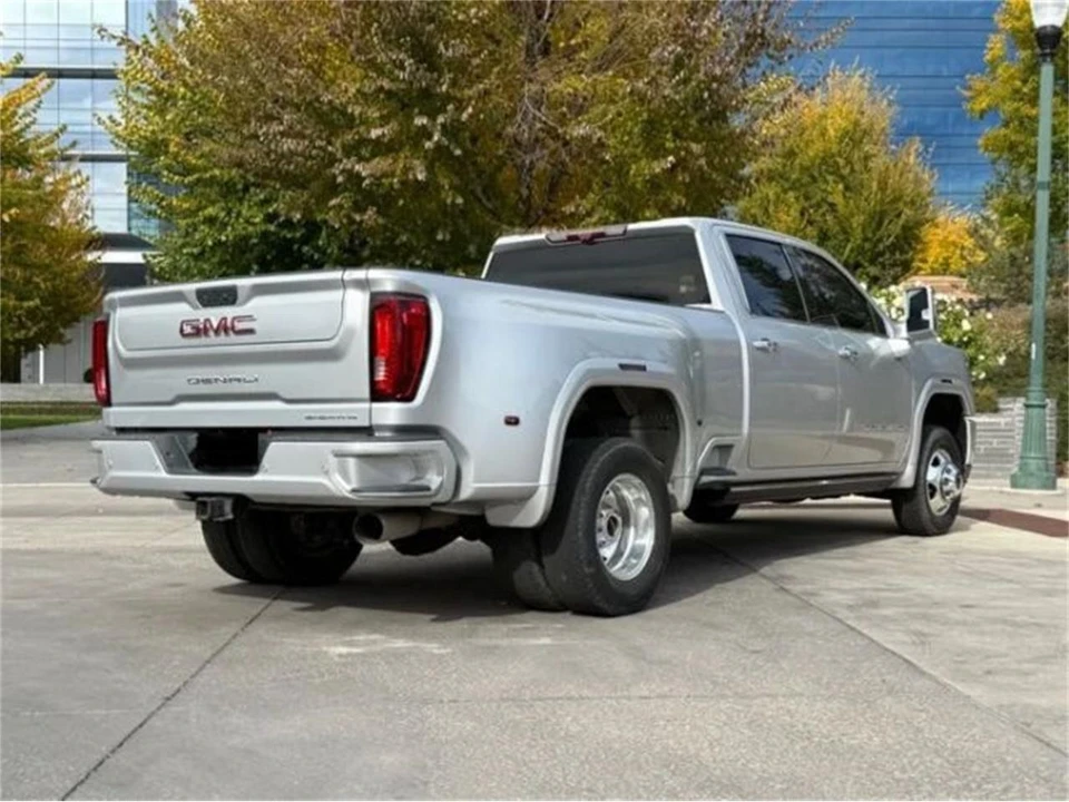 2021 GMC Sierra 5th Gen - Image 5 of 20