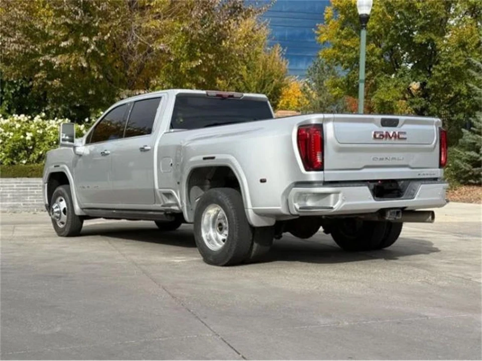 2021 GMC Sierra 5th Gen - Image 2 of 20