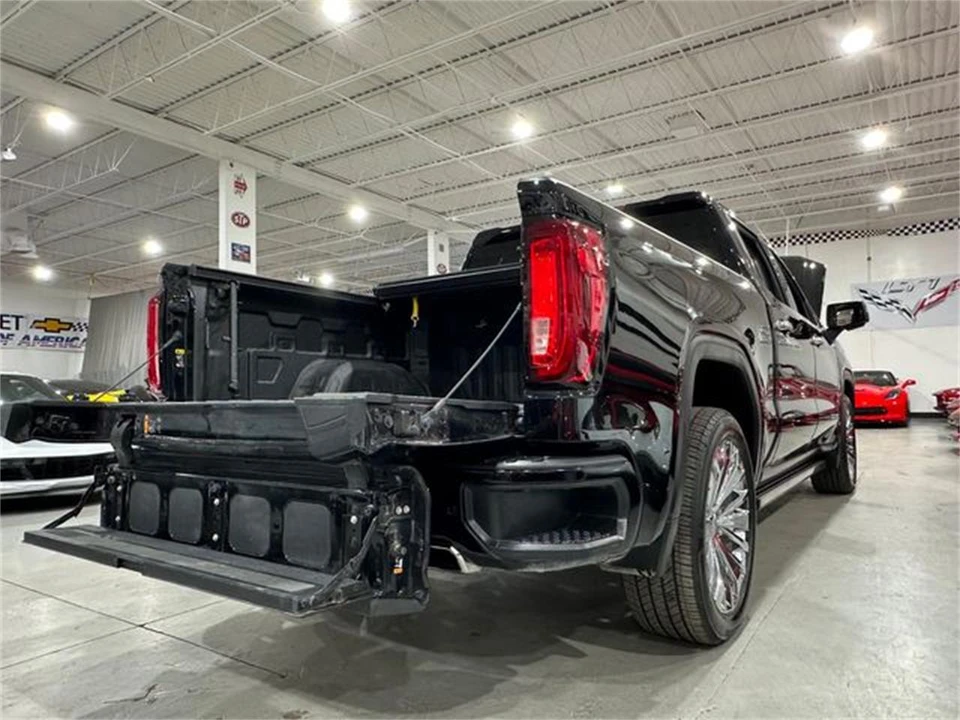 2021 GMC Sierra 5th Gen - Image 26 of 30