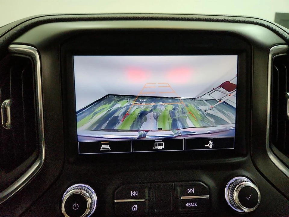 2021 GMC Sierra 5th Gen - Image 17 of 21
