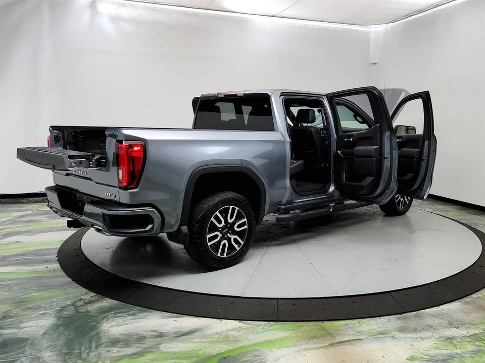 2021 GMC Sierra 5th Gen - Image 11 of 21