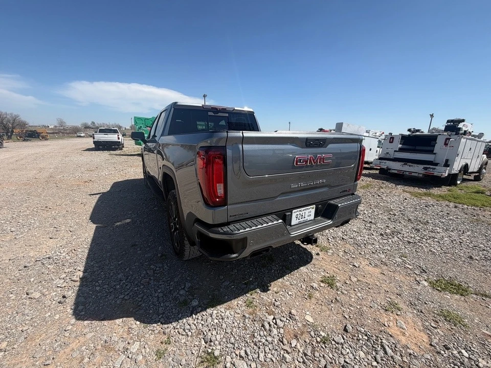 2021 GMC Sierra 5th Gen - Image 12 of 21