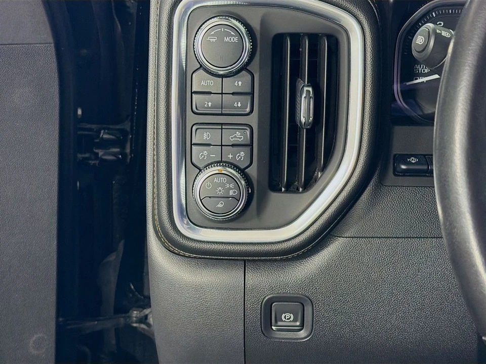2021 GMC Sierra 5th Gen - Image 11 of 12