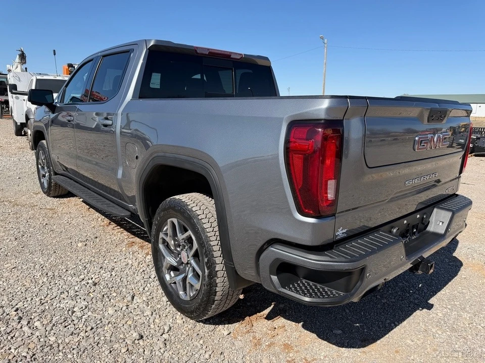 2021 GMC Sierra 5th Gen - Image 4 of 21