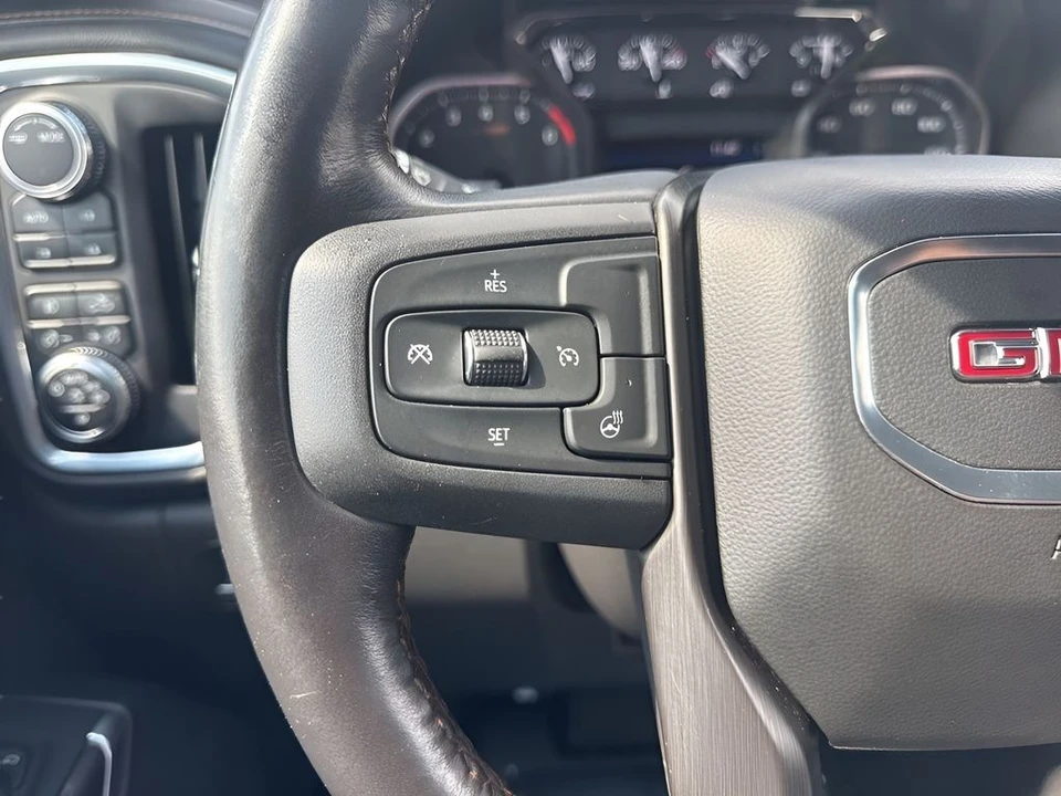2021 GMC Sierra 5th Gen - Image 15 of 21