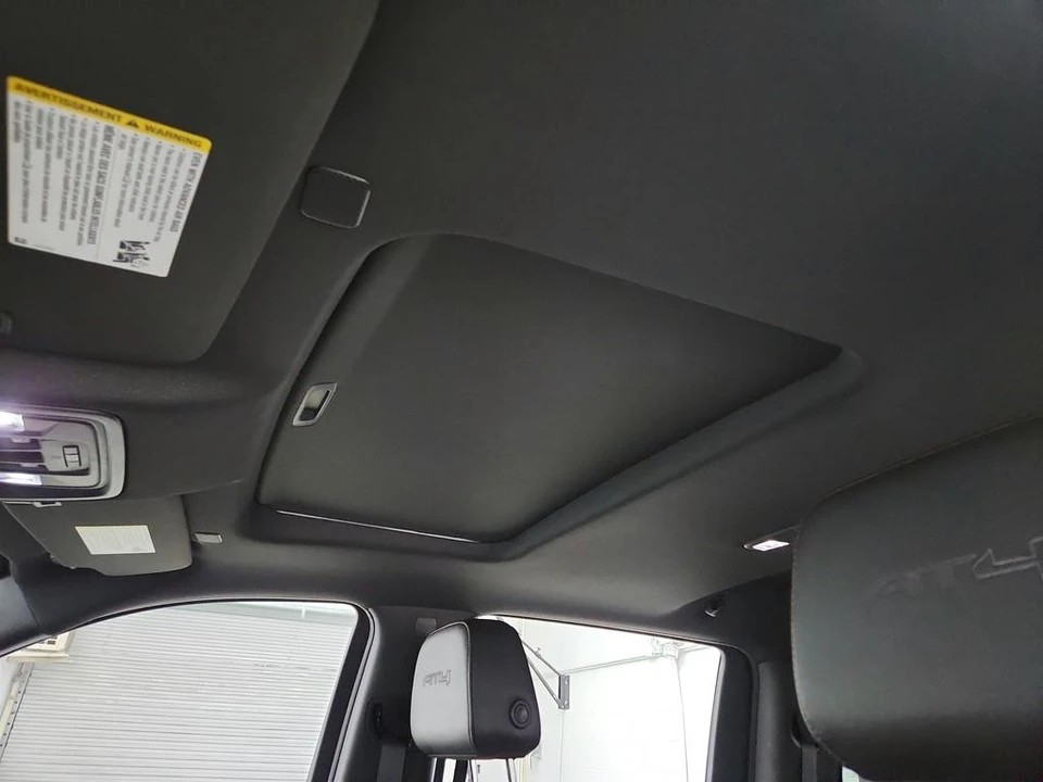 2021 GMC Sierra 5th Gen - Image 15 of 21