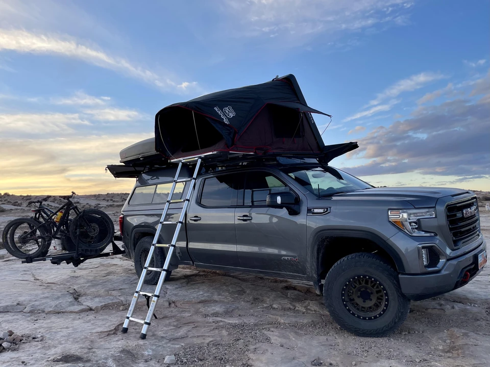 2021 GMC Sierra 5th Gen - Image 23 of 30
